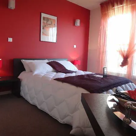 Cerise 3* Valence (Drome)