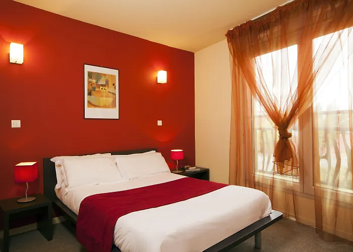 Cerise Apartahotel 3*