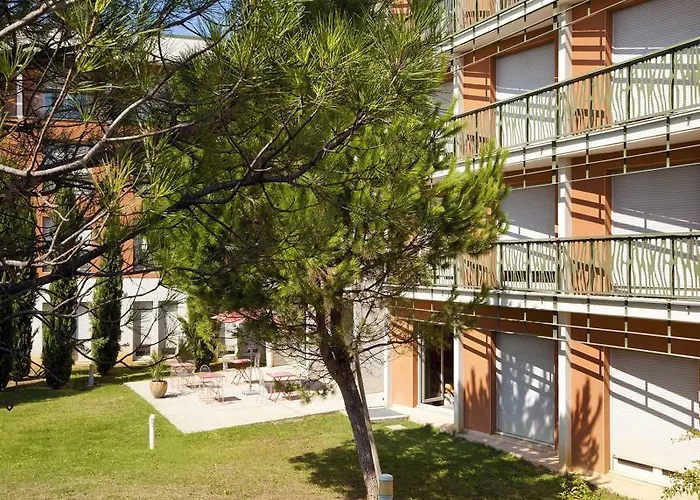 Cerise Apartahotel Valence (Drome)