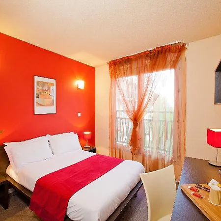 Cerise Aparthotel