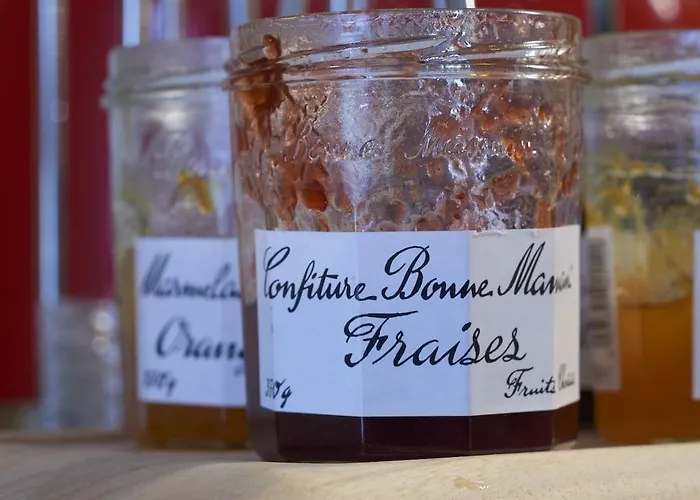 Cerise 3* ואלנס