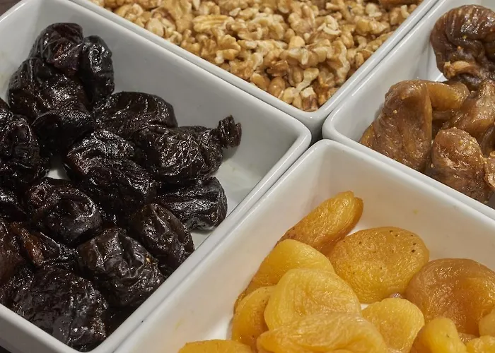 Cerise מלון דירות 3*