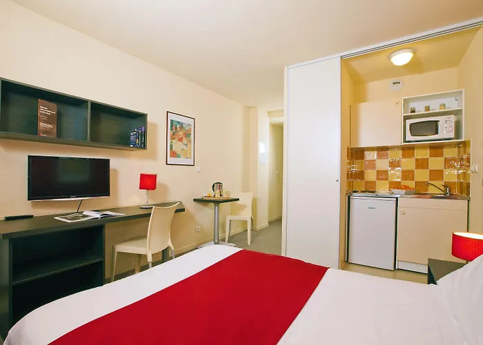 Cerise Aparthotel 3*