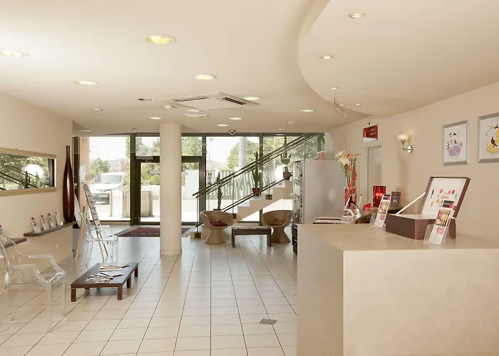 Aparthotel Cerise 3*