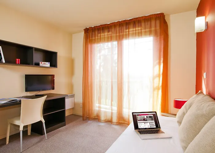 Aparthotel Cerise Valence (Drome)