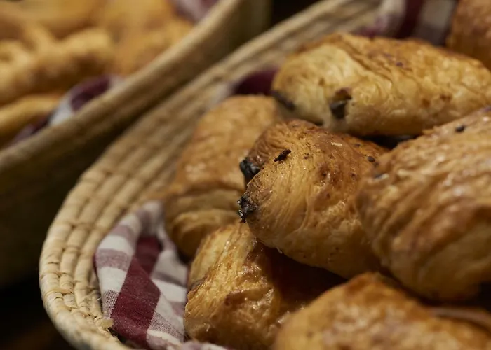 מלון דירות Cerise 3*